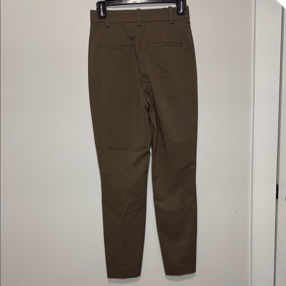 H&M GREEN PANTS NWT | SIZE 2 | CASUAL PANTS - Picture 4 of 13